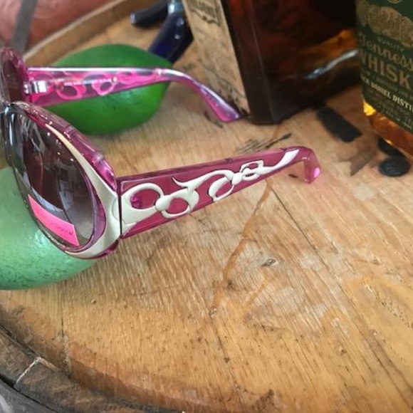 BETSEY JOHNSON Gold Ribbon UV Sunglasses 30